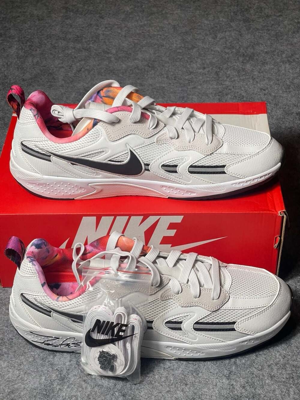 Nike Jam Train x Futura Olympics White Black Photon Dust